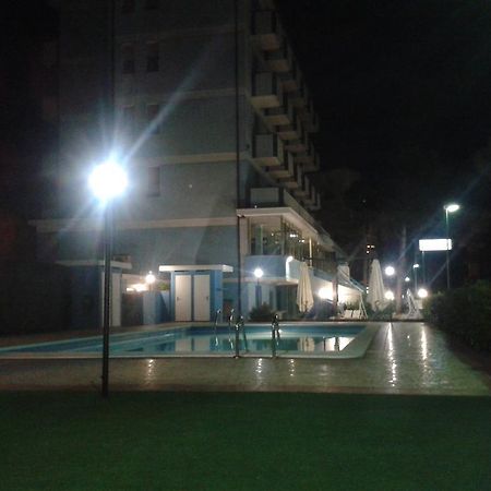 Hotel Primula Azzurra Cervia Exterior foto