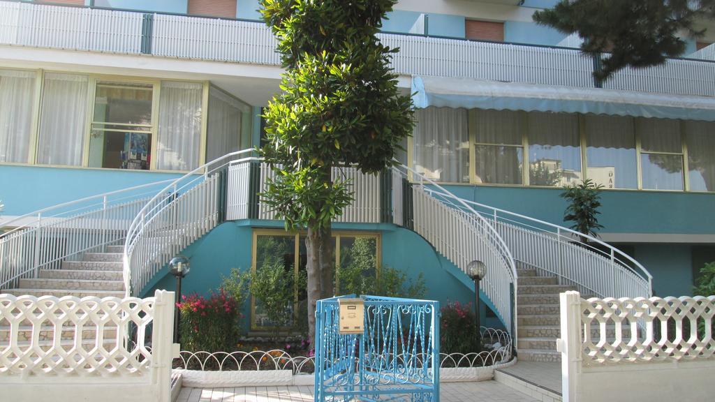 Hotel Primula Azzurra Cervia Exterior foto